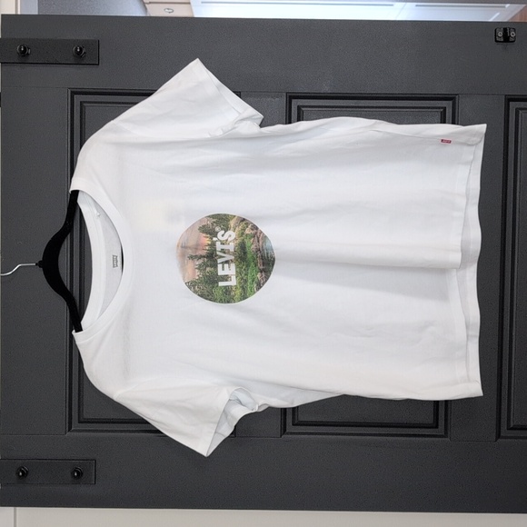 Levi's Tops - Levi's T-Shirt